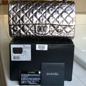 Authentic Gold/Silver striped Chanel Bag💝